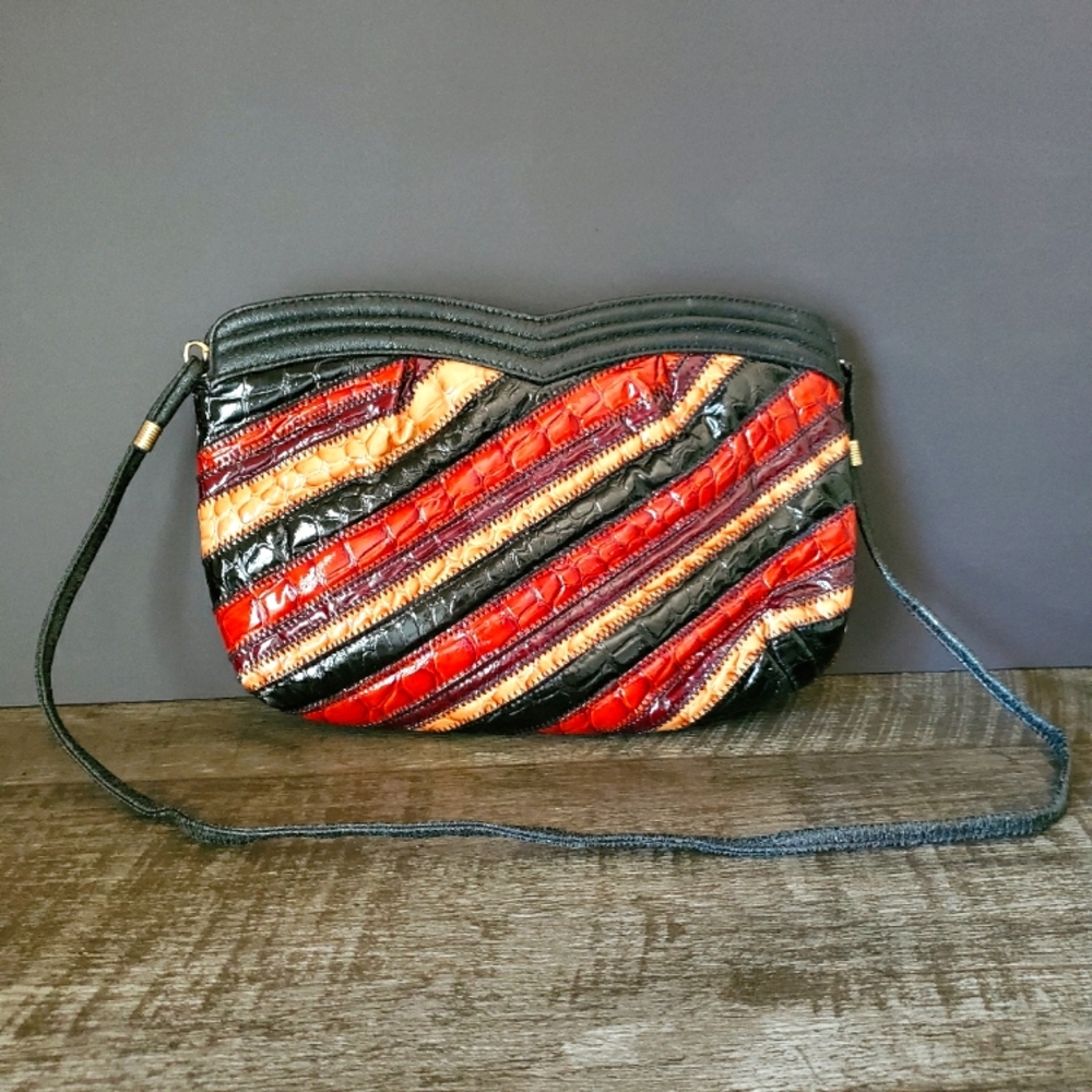 Vintage Shoulder Purse Hong Kong